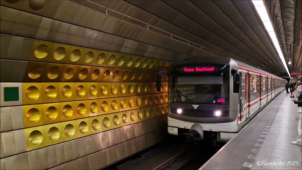 Metro w Pradze / Prague Metro