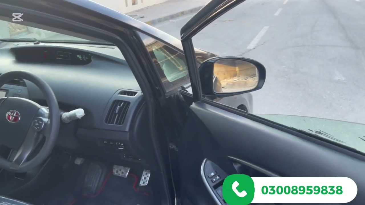 Toyota GS Prius’s  2010 modal black with low rate