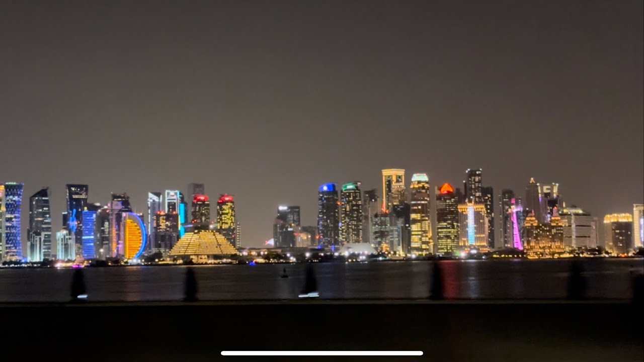 ROAD TRIP AT NIGHT IN QATAR 
