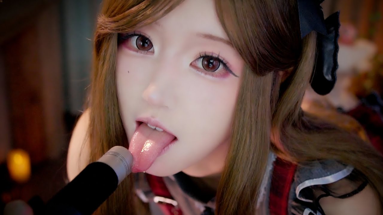 ASMR | Mouth Sounds & Blowing