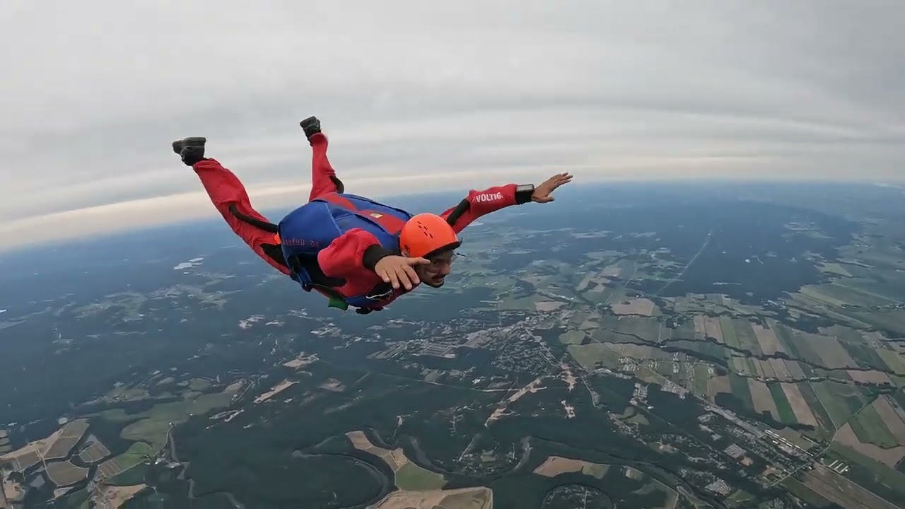 First jump of the year at a new drop zone (Parachute Voltige near Montreal)