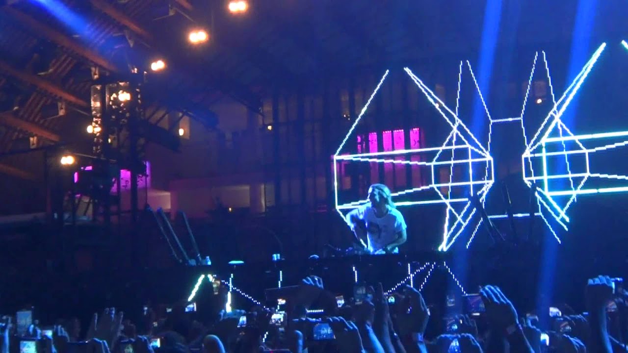 20120730 David Guetta titanium Ibiza - Ushuaia