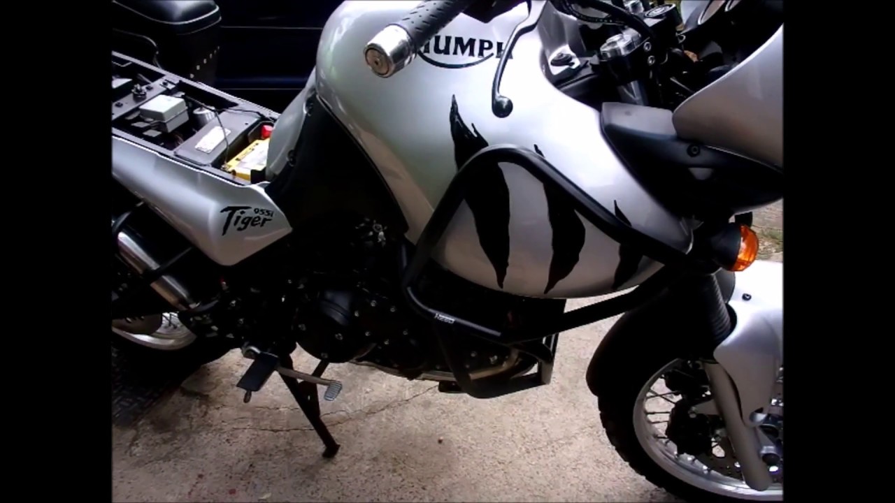 Step by Step - How to install motorcycle crash bars.(HEED)
