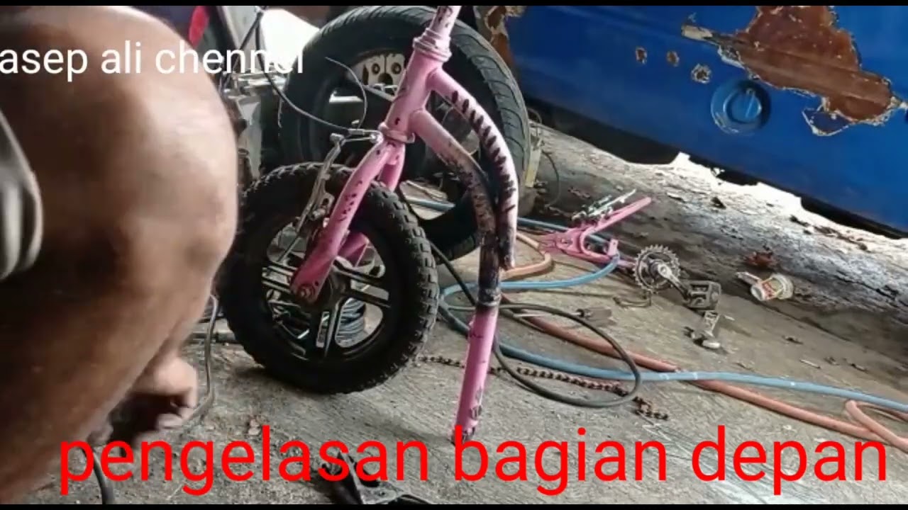 membuat skutik mini skuter listrik dari limbah sepedah anak anak