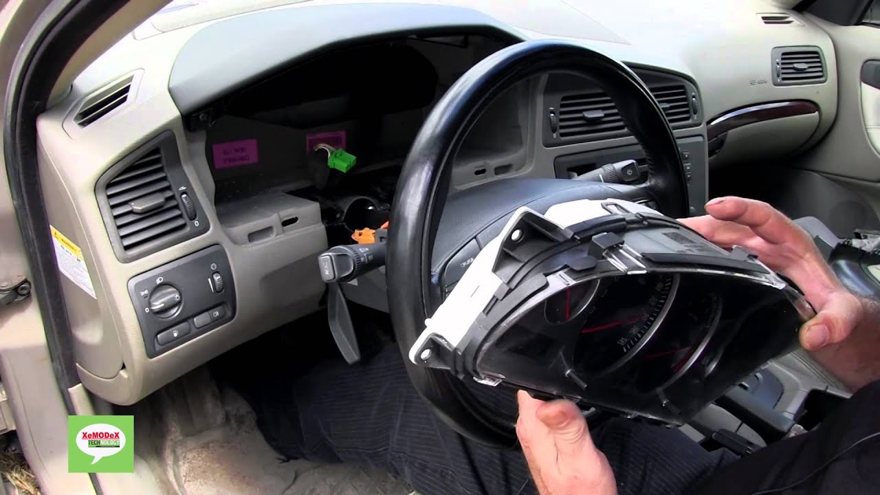 Volvo Instrument Cluster / DIM Removal Procedure for V70, XC70, S60, S80, XC90