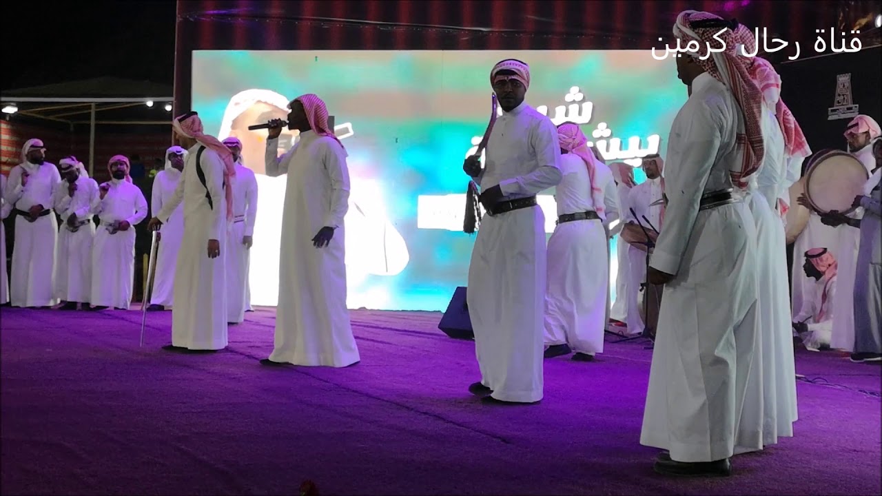 شبح بيشة يجذب زوار المخواة في مسرح ديار العز / تصوير عبدالله مراد