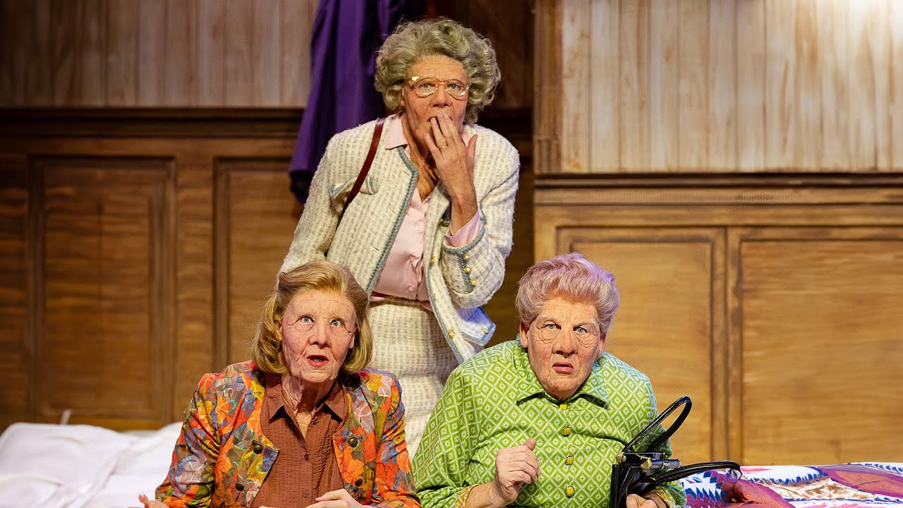 Bomma's Op De Vlucht - Trailer