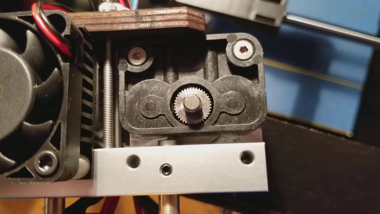 Bizer CTC 3D Printer Un-Boxing, Part 2, Testing and Printing