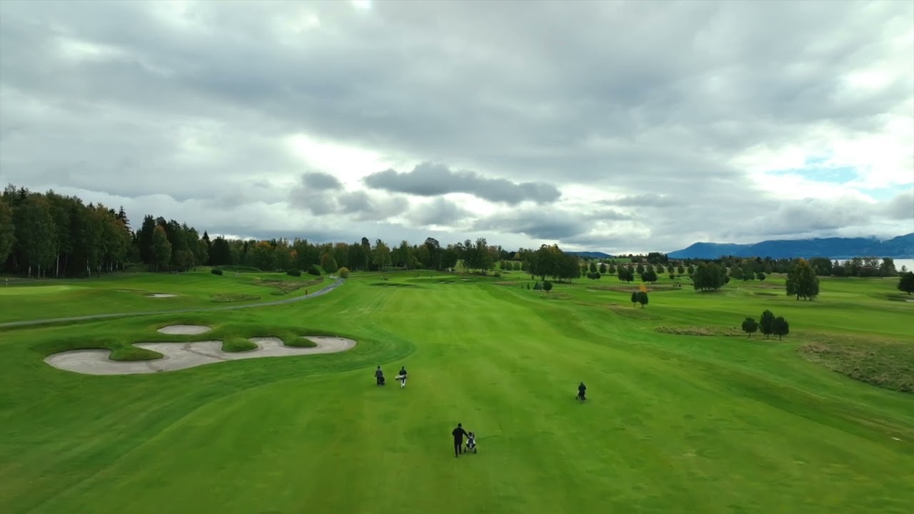 Atlungstad golfklubb hull 1
