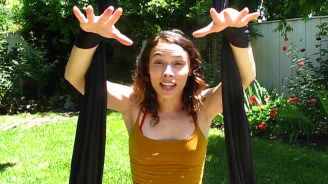 Tissu / Aerial Silks Tutorials - Wrist Lock Hang/Hold - Meeshcraft