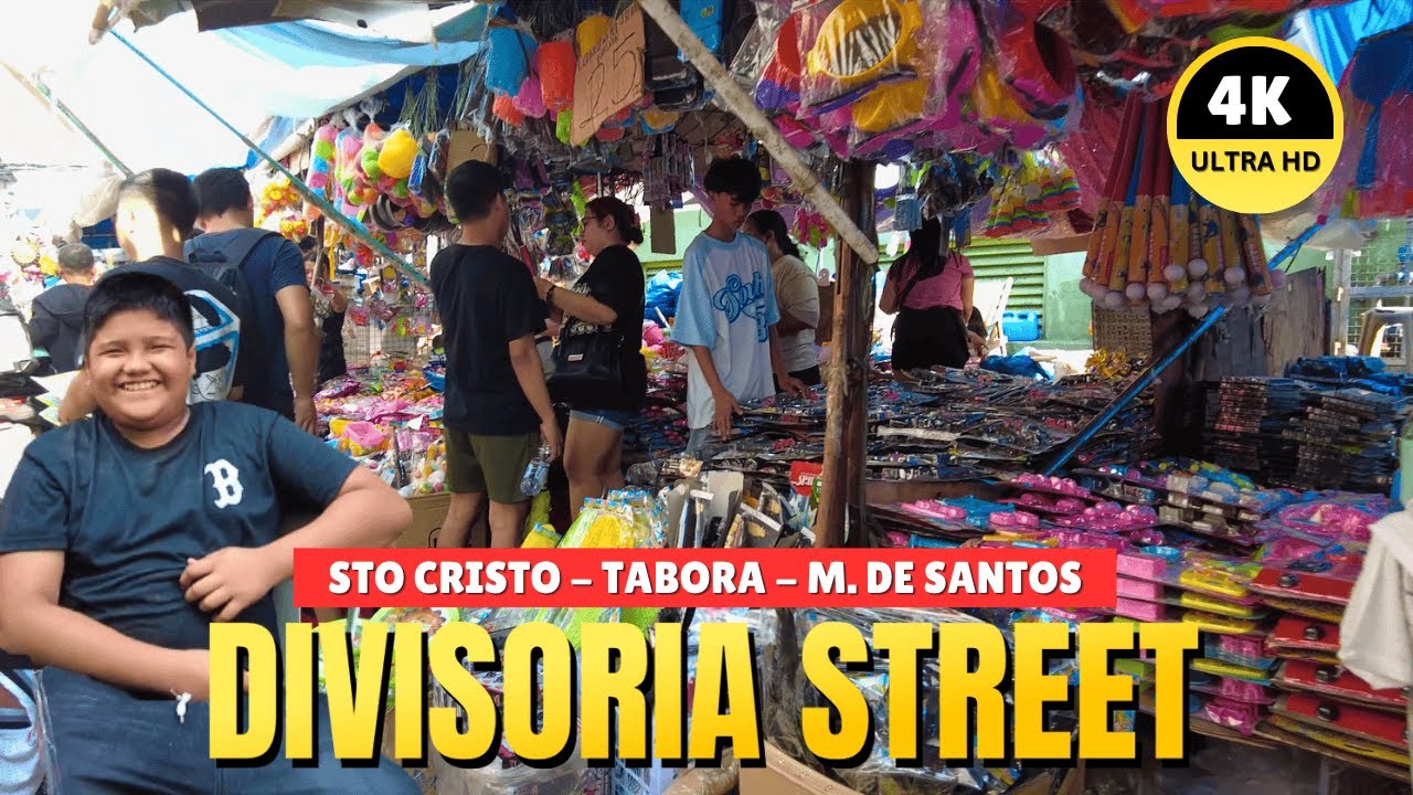 [4K] Divisoria Street Market Tour - Murang Toys & Pasko Decorations