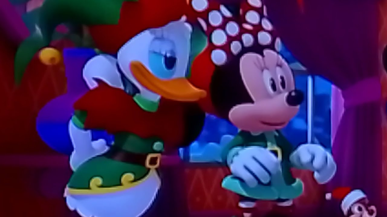 MICKEY NEEDS TO CALM DOWN! DONALD!! WEN MINNIE AND DAISY MAKE A SOUND 