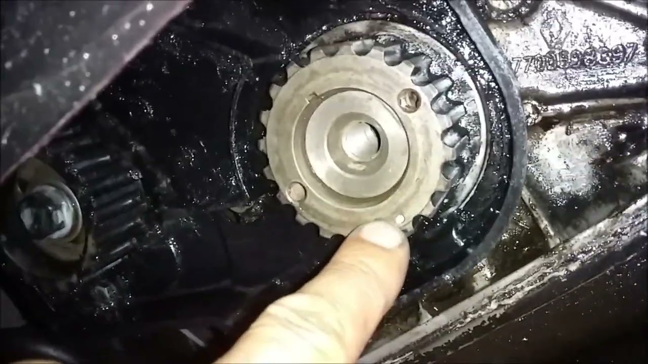 Puesta a punto y extracción polea del cigueñal Renault 19 1.8 8v F3P Clio RSI
