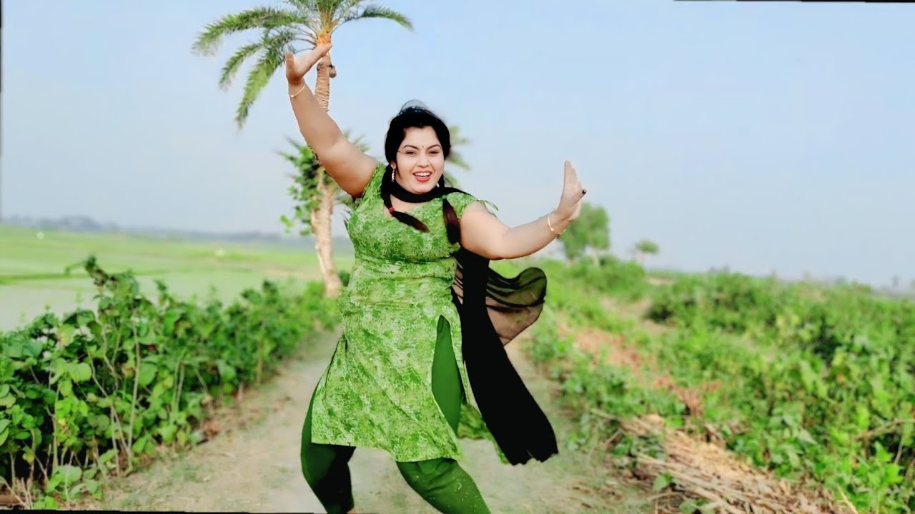 রসে ভরা যৌবন আমার ধাক্কা মাইরাছে/Rose Vora Jowbon Amar Dakkha Mairasa/Nargis Akter/New Dance Subrna