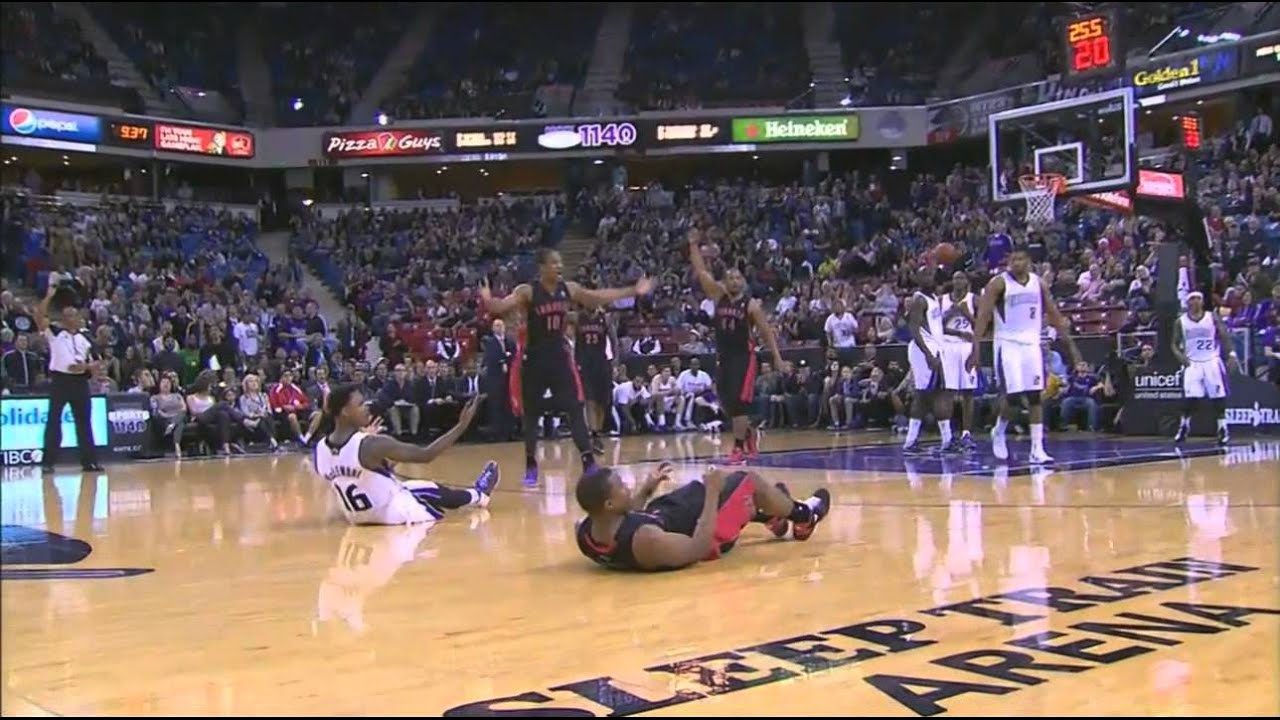 One of the Worst Offensive Fouls Called In NBA History - Raptors Commentary