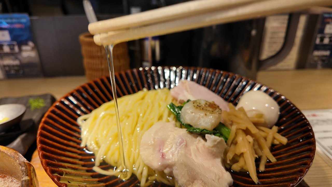 Akihabara Ramen Guide | Scallop Ramen with Unique Kelp Water