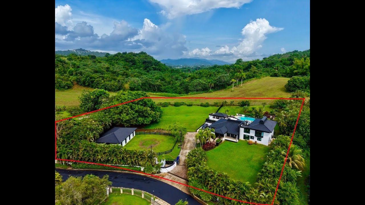 Propiedad de Lujo con Rancho Ecuestre en Puerto Rico | Lomas del Sol, Guaynabo