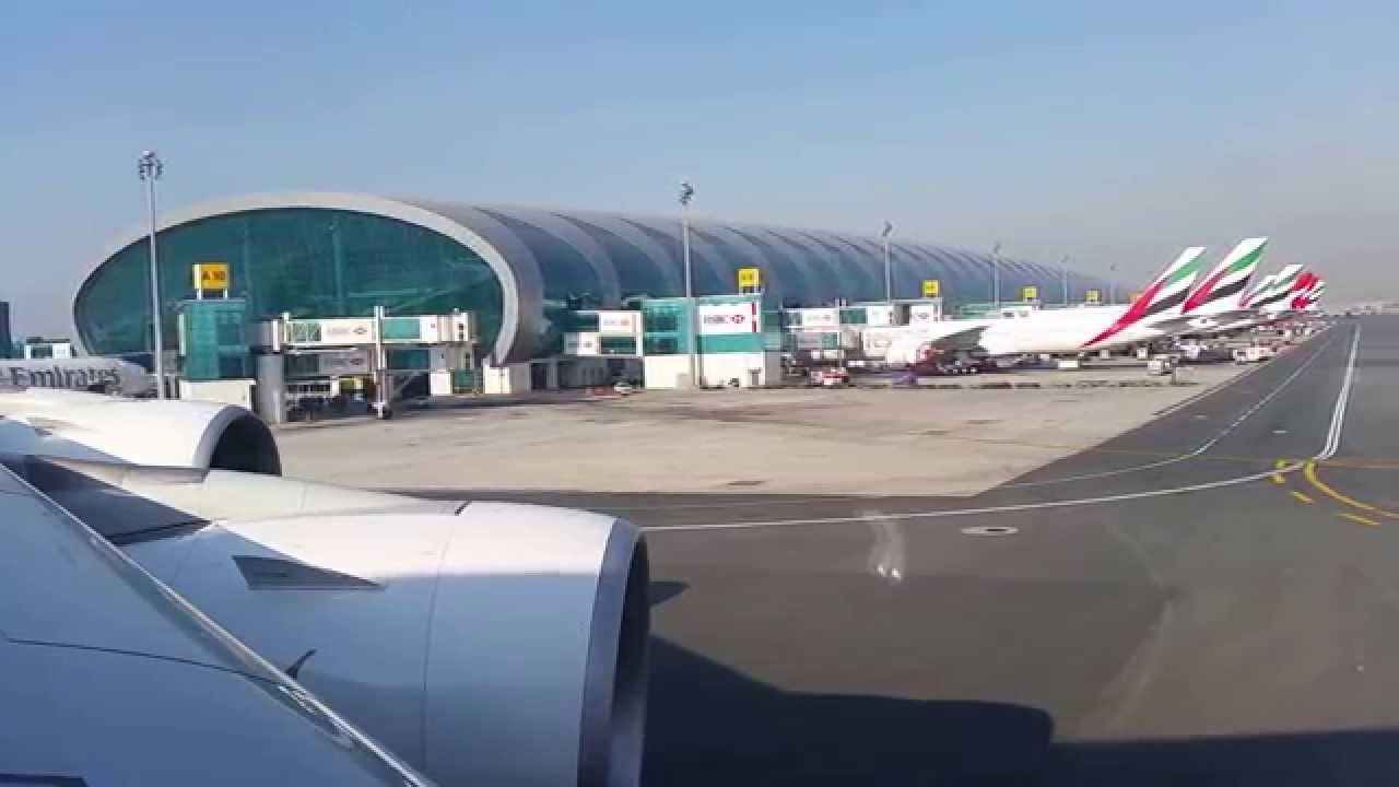 Emirates A380 | A6-EOO | Pushback - Taxi and takeoff at Dubai (Full HD1080p)