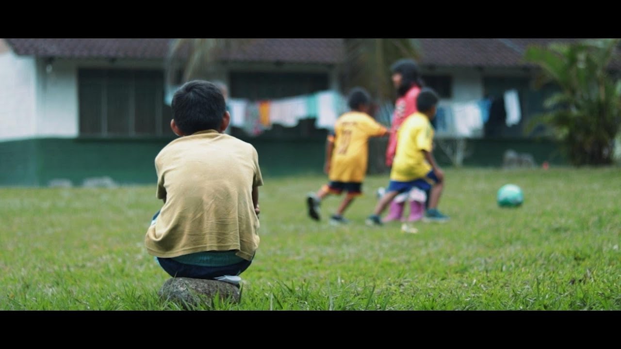 Wenn eine Welt zerbricht! - Warum Kinder zu uns ins Kinderdorf kommen - L'ESPERANCE Kinderhilfe