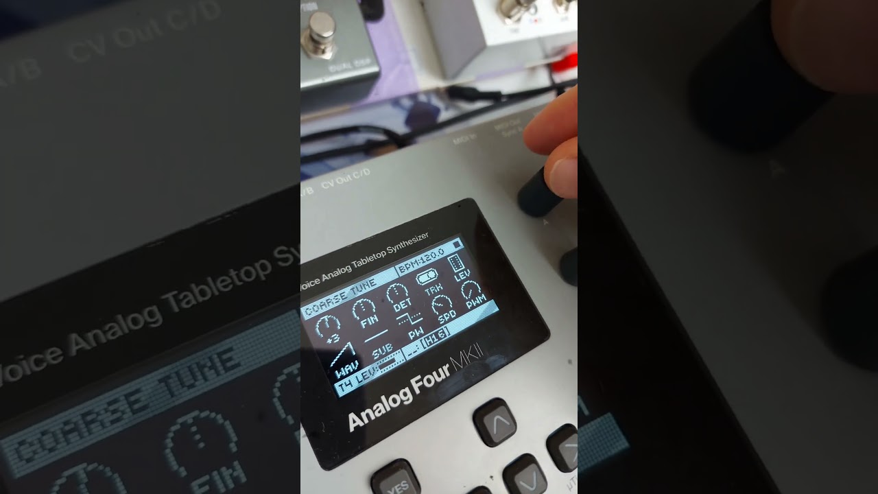 Easy Dub Chords on Analog Four Synth #dubtechno #dubchord #electronicmusic