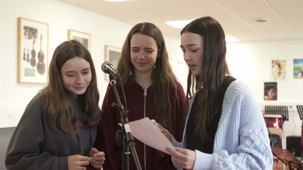 Noël à la plage par les élèves de 4ème 1 / Collège de Linxe