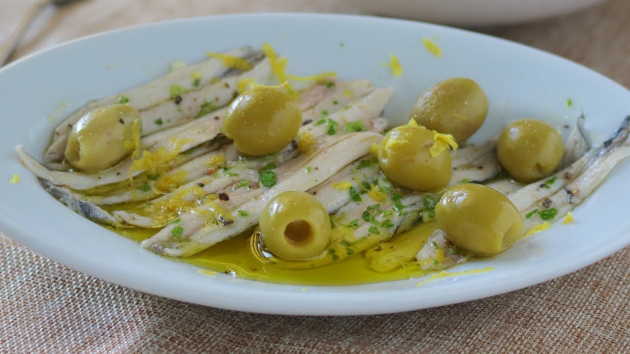 Маринованные анчоусы Техника и действия