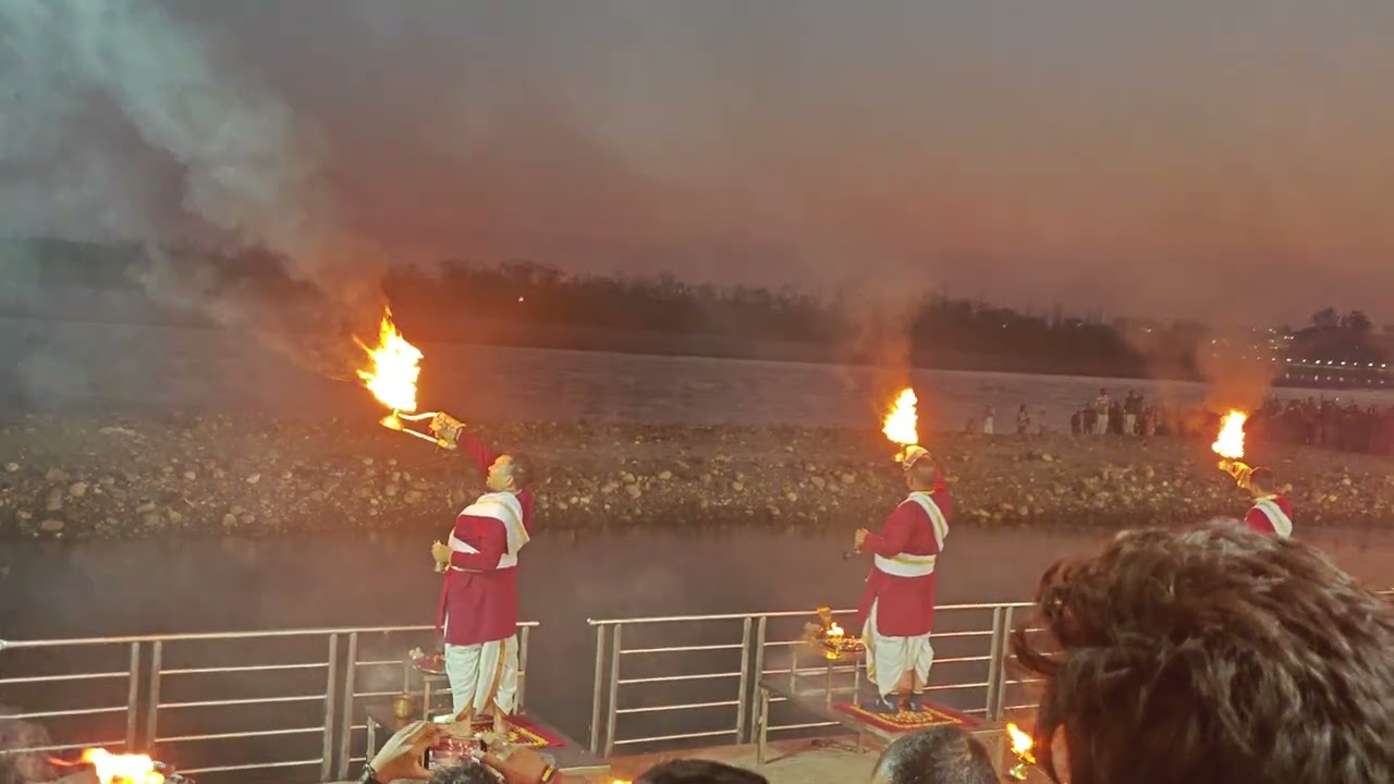 ऋषि केश गंगा आरती दर्शन की पूरी वीडियो🙏