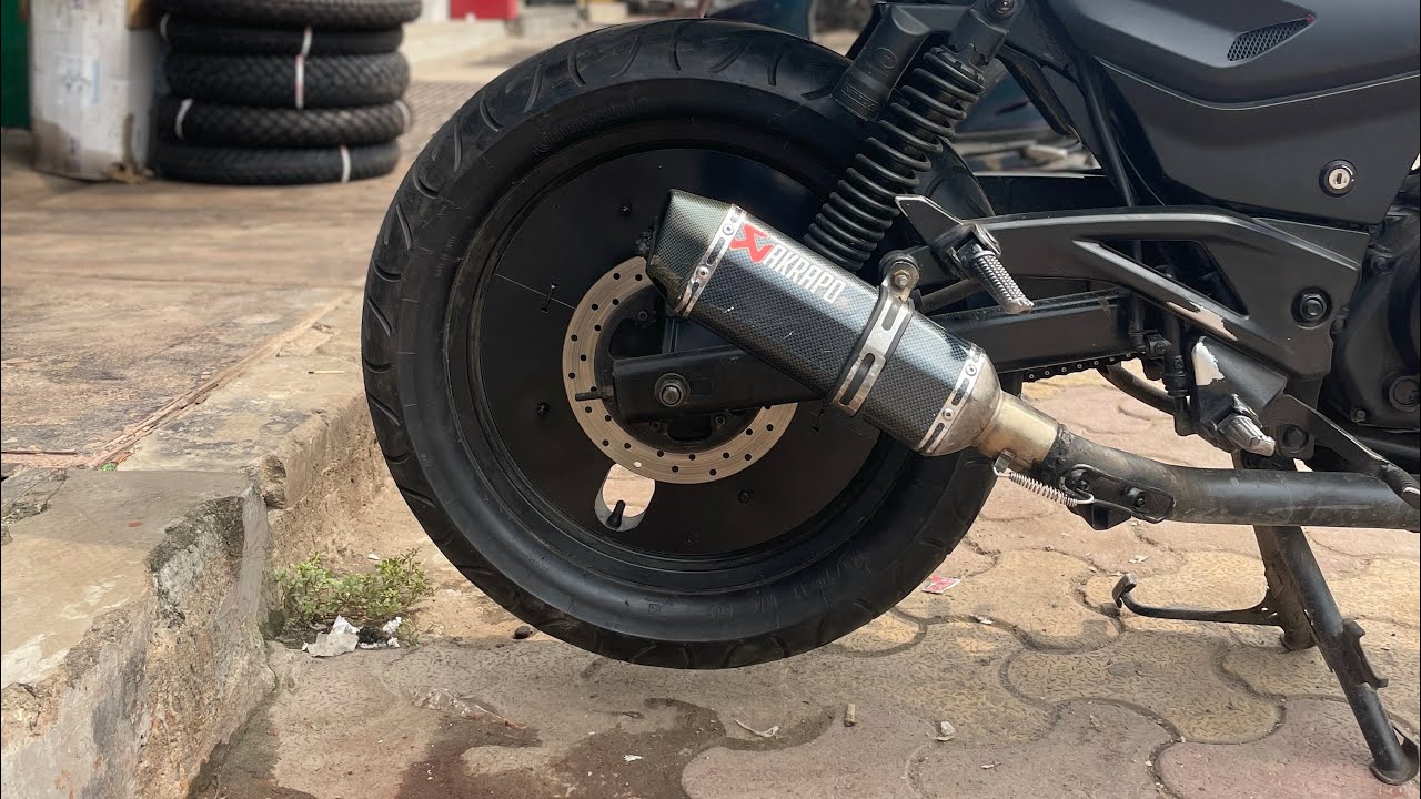 Wheel cover fitting in Bajaj pulsar 220f in Ghaziabad