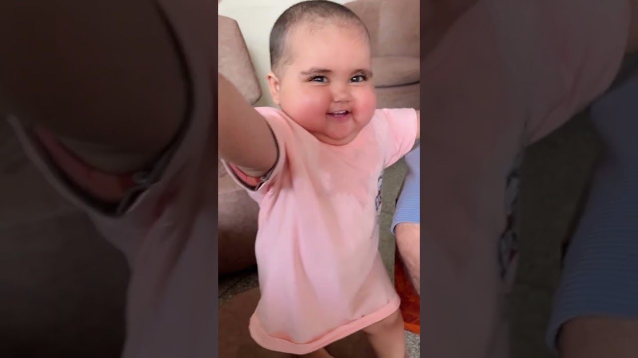 Iske pass kitna kaam rehta hai preshan karne ka 😂 #babyvideos #babyactivies #cutebabyvideos