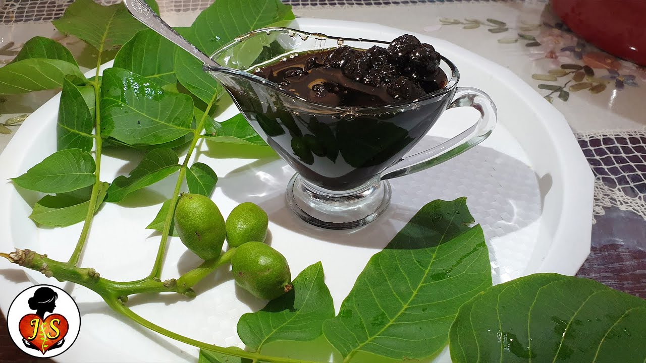 Sweet from young green walnuts (slatko od zelenih oraha)