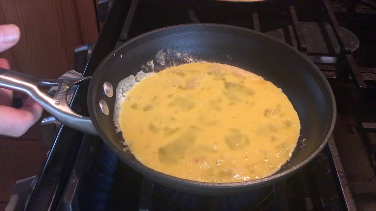 Julia Child 45-Second Omelet!