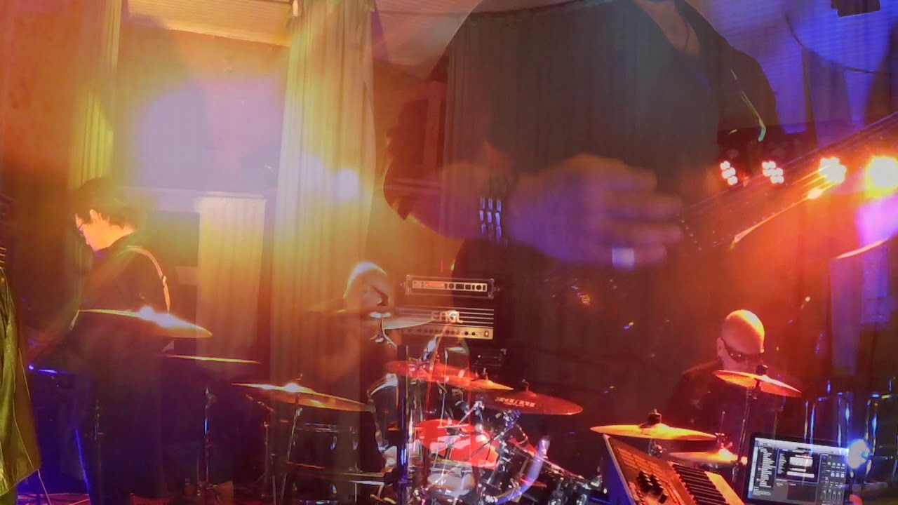 Cirine live Mill of Madness