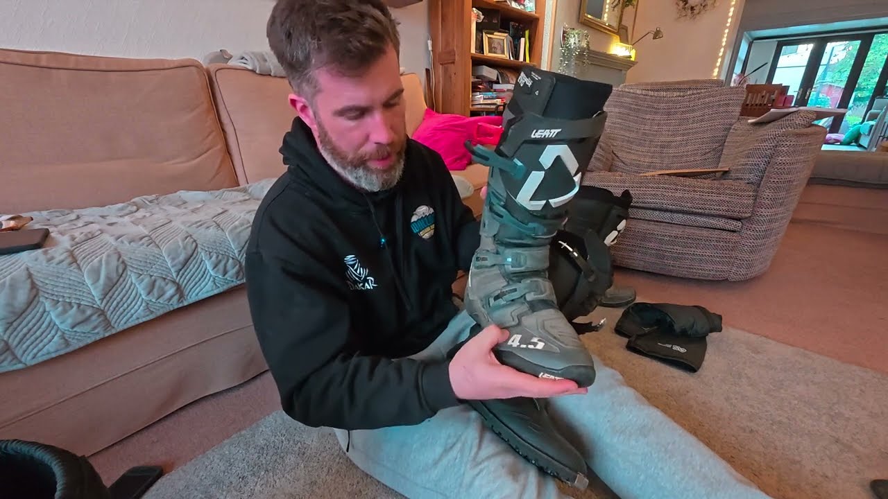 Compare Leatt 3.5 Hydradri, Sidi X Power and Sidi Adventure 2. + Adventure Spec boot liners preview