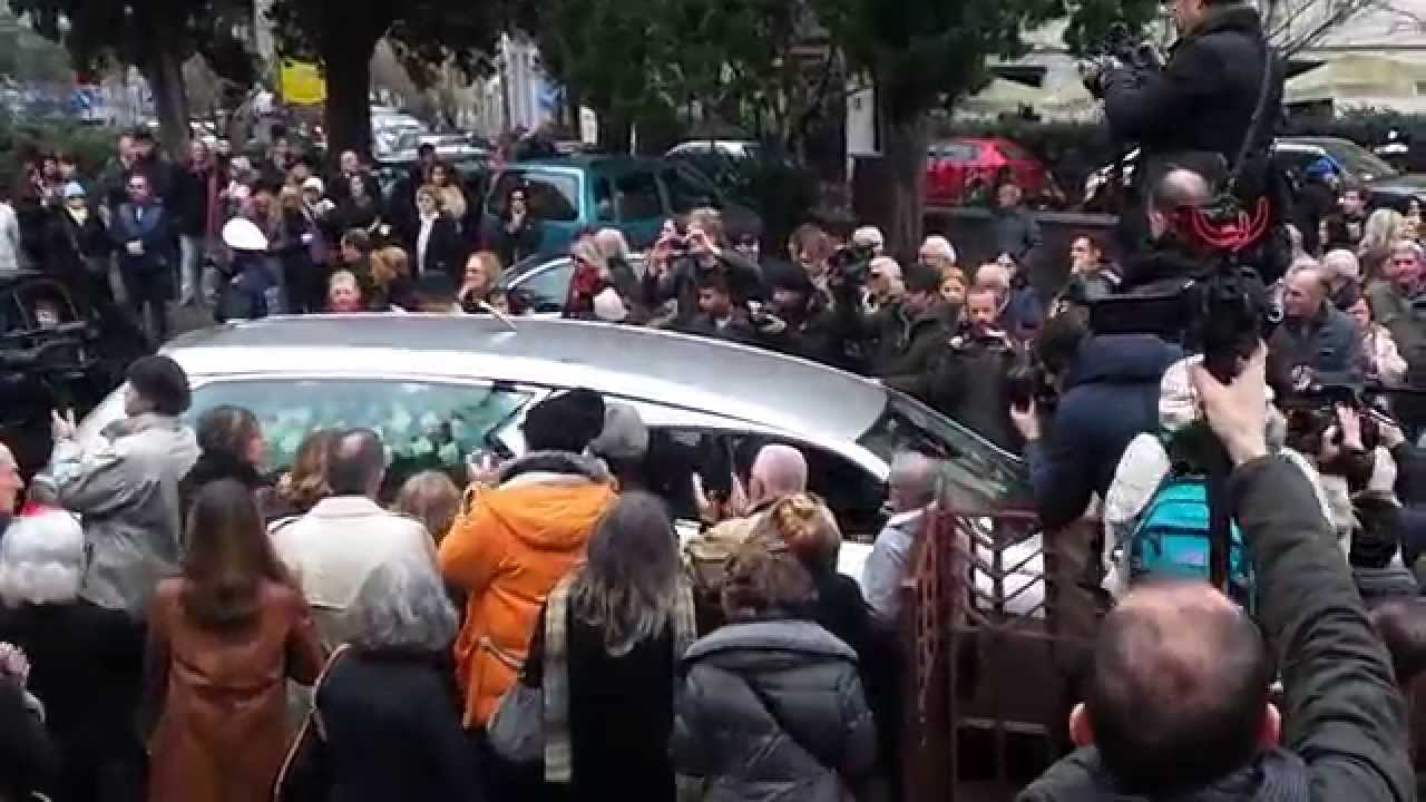 Virna Lisi Ultimo Applauso Attrice Film - Funerale ai Parioli di Roma