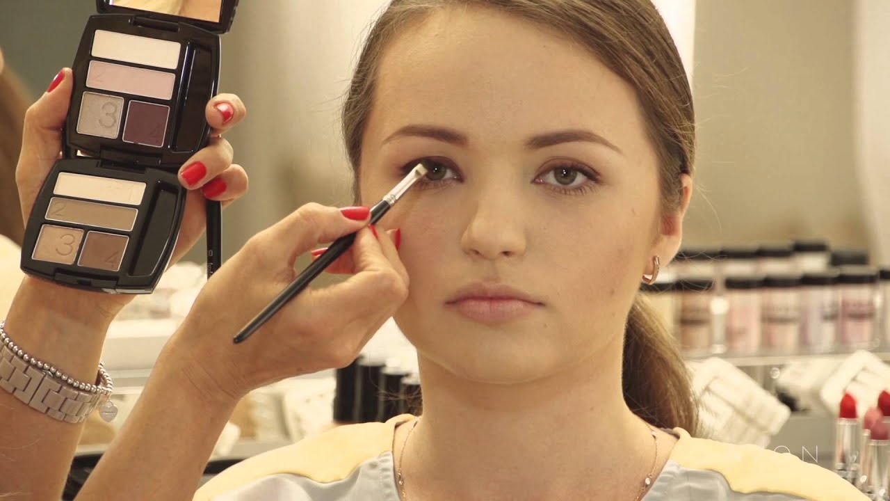 Визуальная коррекция широко поставленных глаз от Avon