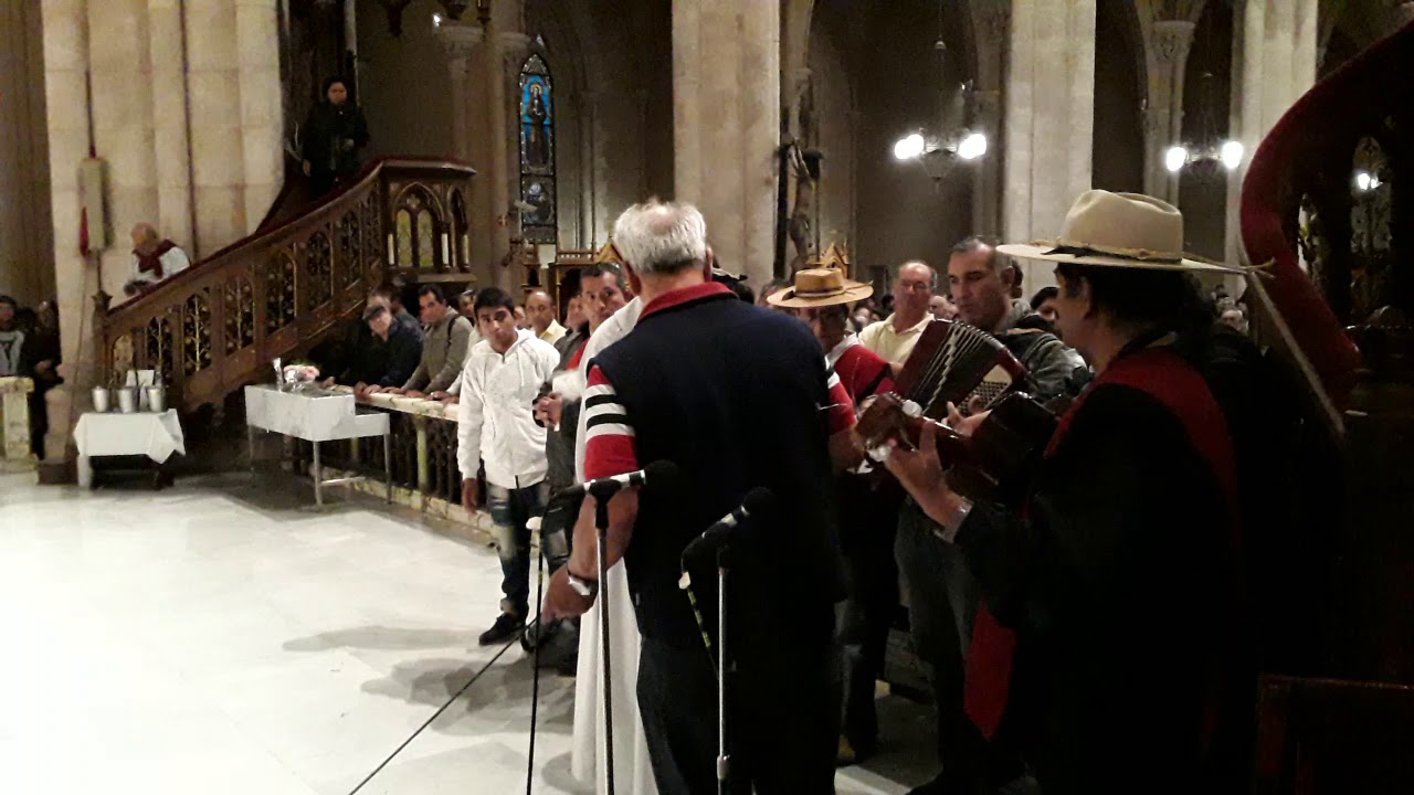 Juan Mu&ntilde;oz glosista victoriense en la Basilica de Luj&aacute;n