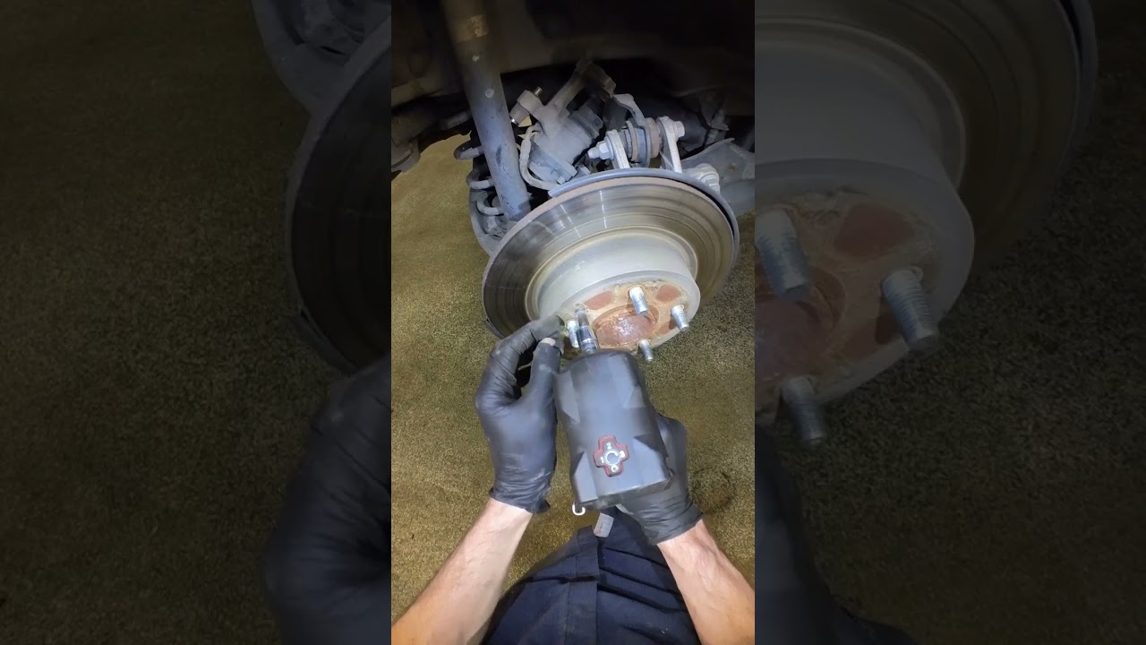 2018 Honda Accord Rear Brake Job POV 👀👍 #topdon #topscan #honda #accord #brakejob #epb #rotors #pov