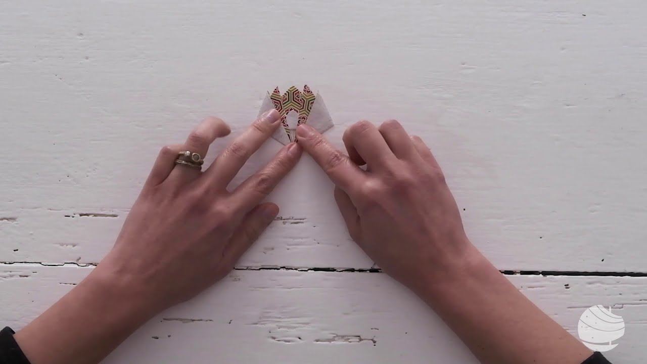 Il fiore di loto negli oggetti del Museo Popoli e Culture: significati e laboratorio di origami