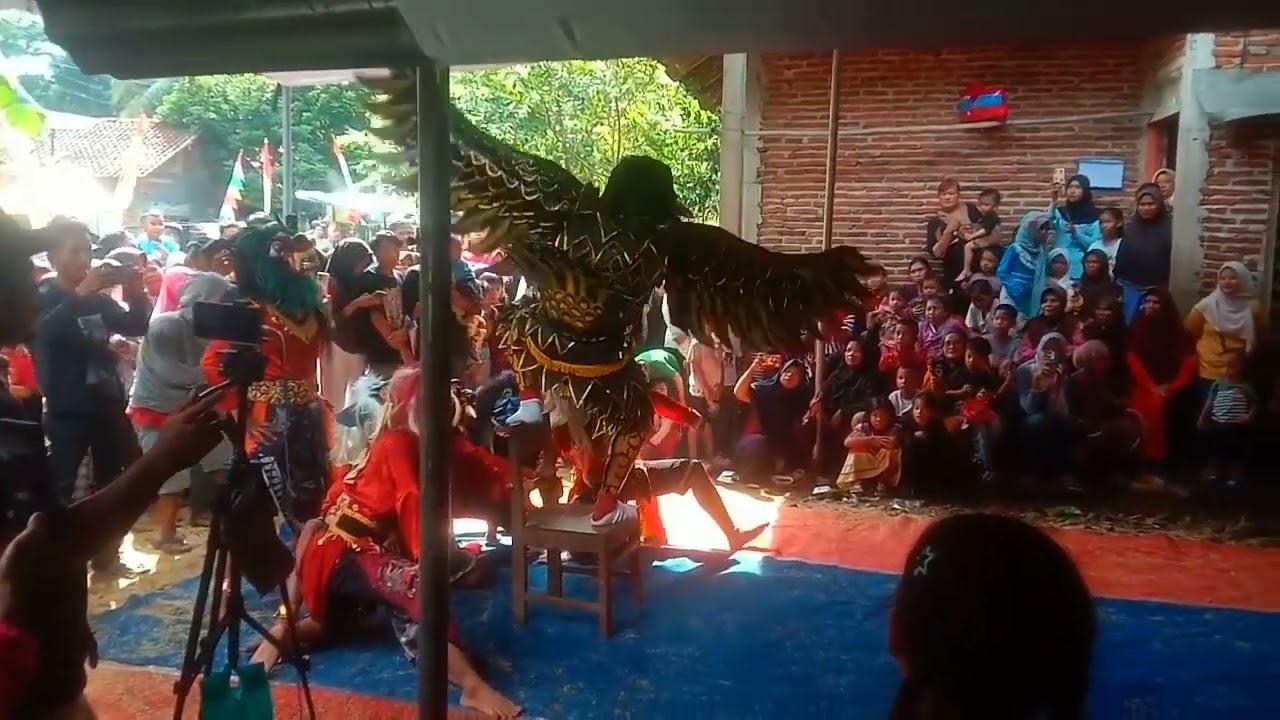 Tari gedruk manggolo dan topeng manuk gagak ebeg LANGEN TURONGGO BUDOYO semali pesucen