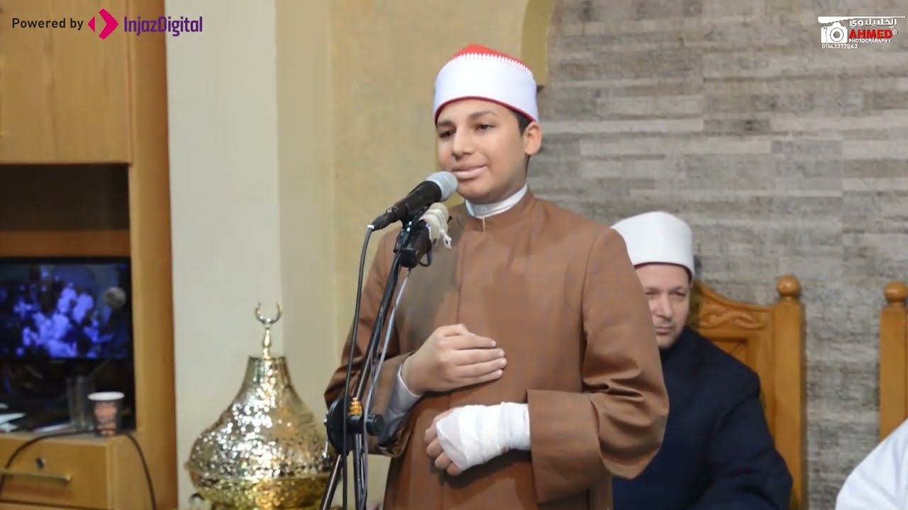 ابتهال في حب النبي  شاهد استمتاع ورد فعل الجمهور 🤩❤ | القارئ المبتهل محمد عادل الاعسر