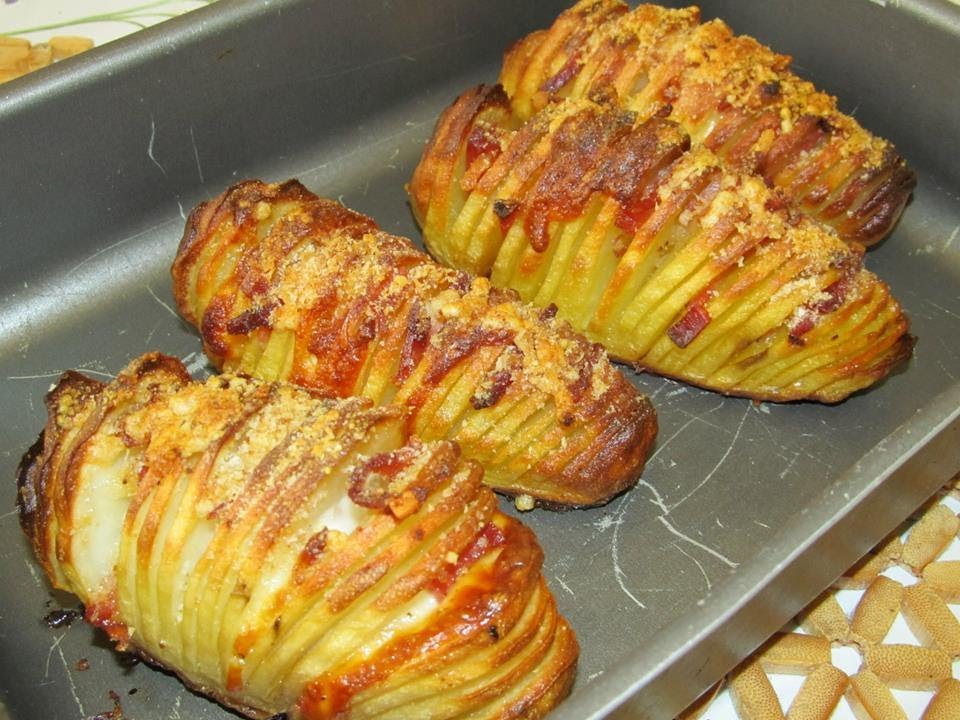 Sfogliatelle di Patate con Speck e Paprika | HASSELBACK POTATOES | RICETTA SEMPLICE