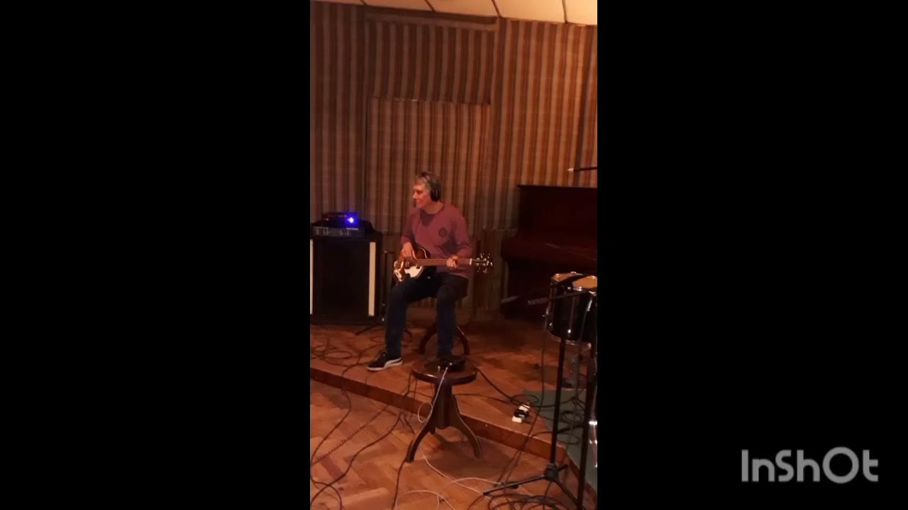 Soltar Amarras, Menos es Más, Cd grabado en 2018, Argentina.