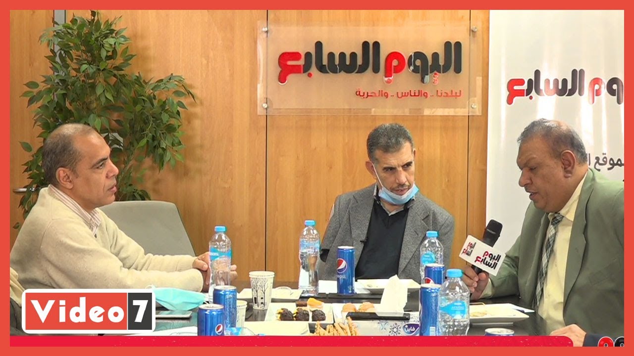 شاهد ارتجال صاحب برنامج سيرة ومسيرة بإذاعة القرآن الكريم لتقديم إذاعة خارجية