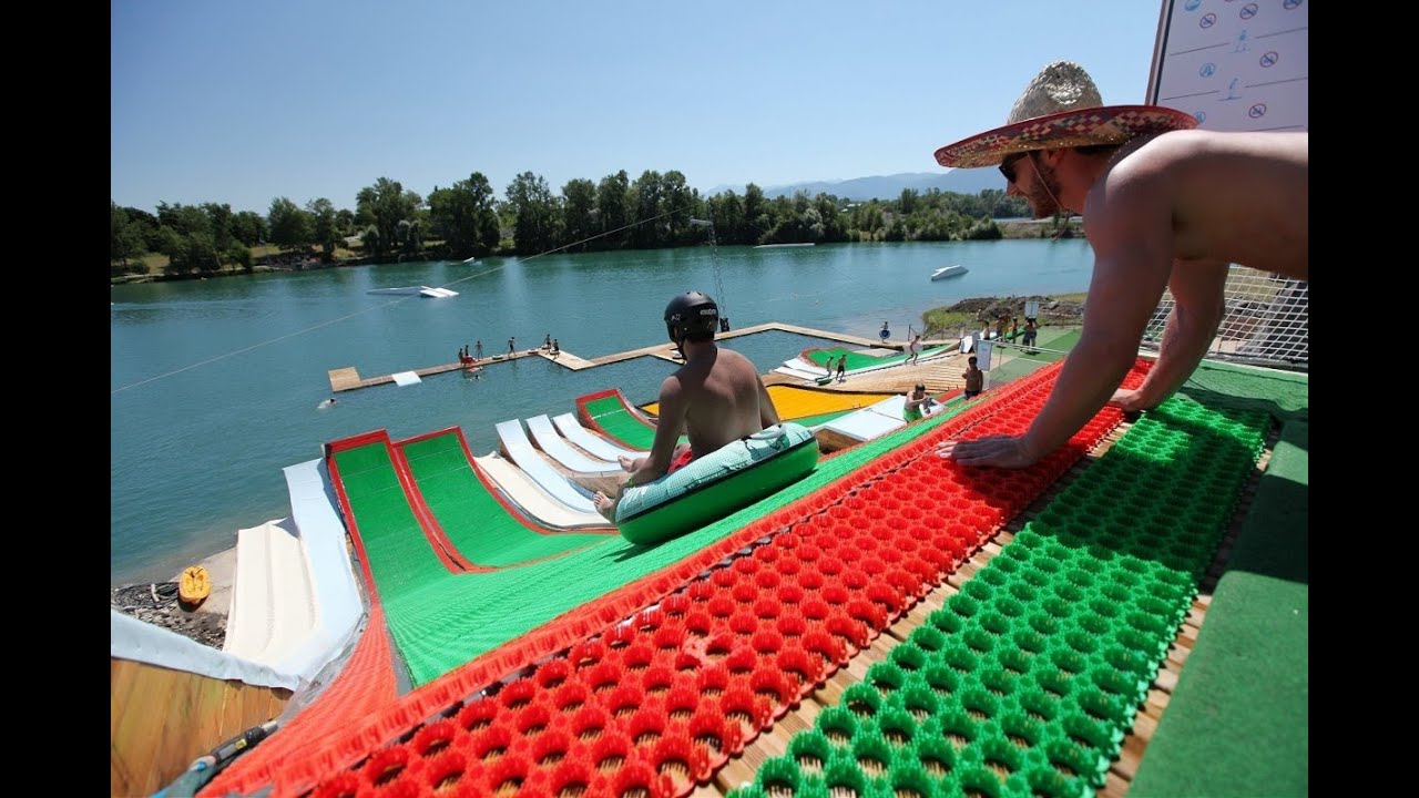 NEW Drop-in Baudreix Water Jump Parc -   