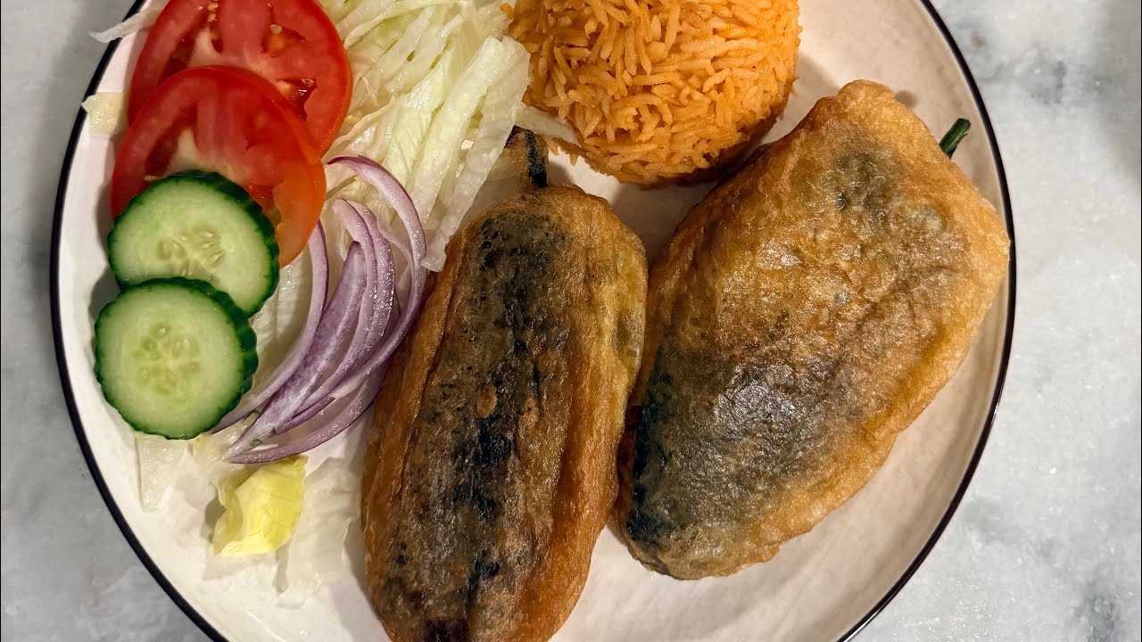 Chiles rellenos de queso y camarón 
