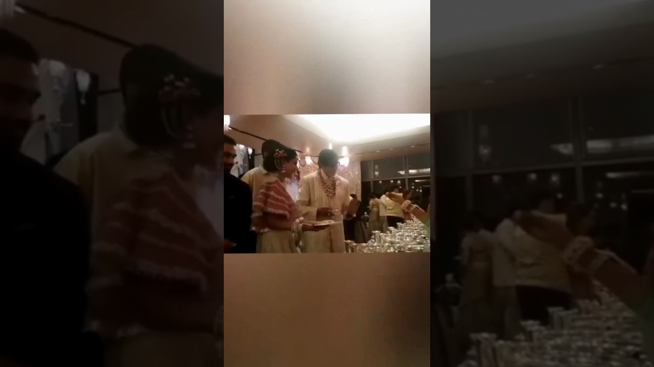 Amitabchan Serving food on Mukesh Ambani Event 😳🤑#mukeshambani #bollywood #shorts