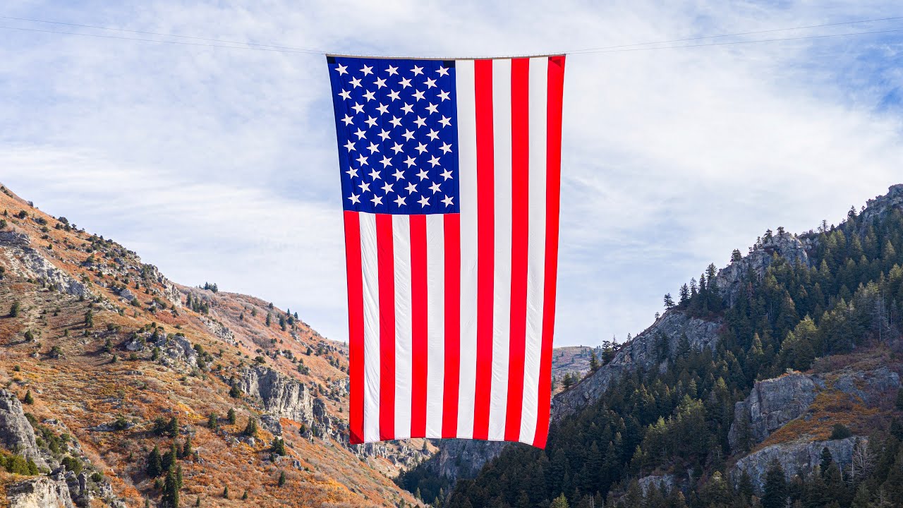 The World&lsquo;s Largest Free Hanging American Flag | DJI Mavic 4 Pro