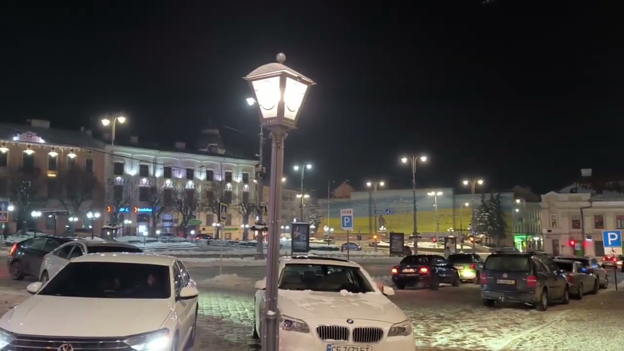 🇺🇦ЧЕРНІВЦІ ЩО ВІДБУВАЄТЬСЯ ВЕЧОРОМ НА ПЛОЩІ ???