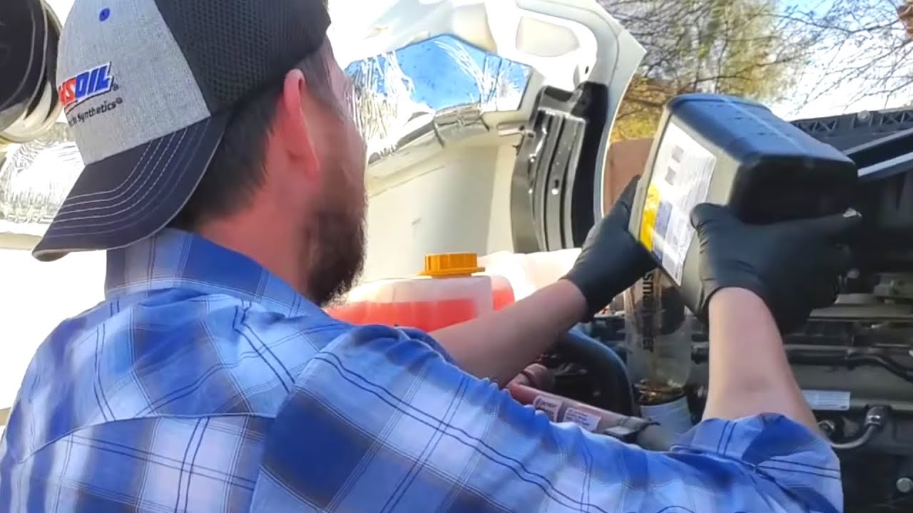 This MOTOR Oil changed his Semi Trucks Fuel Efficiency