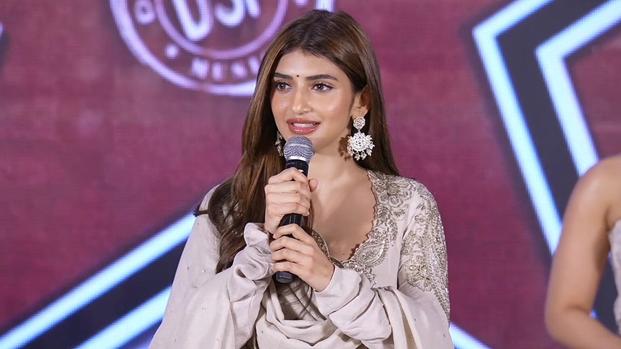 Actress Sreeleela Speech at Ustaad Bhagat Singh Release Press Meet | Pawan Kalyan | Harish Shankar